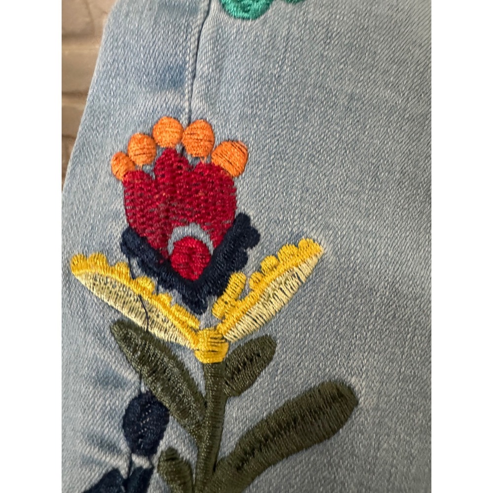 Sandpiper Floral Embroidered Light Wash High Rise Cropped Jeans Summer Boho - Picture 5 of 8
